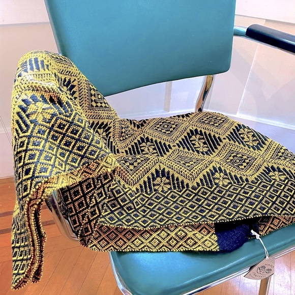 BNWT NEW hand crafted Mexican Scarf🥰 - Picture 3 of 4